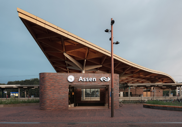 05  Station Assen